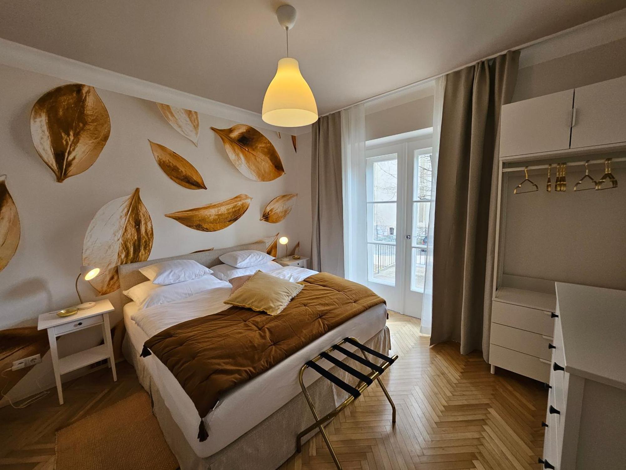 Golden Flat By Grazrentals With Parkview - Brandnew & Free Parking Exteriér fotografie